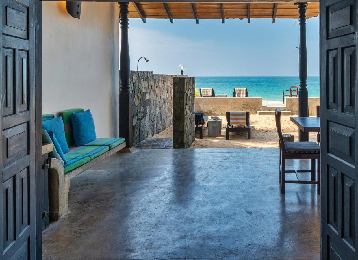 Blue Parrot Beach Villa Ambalangoda  Zewnętrze zdjęcie