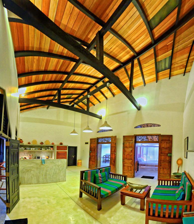 Blue Parrot Beach Villa Ambalangoda  Zewnętrze zdjęcie